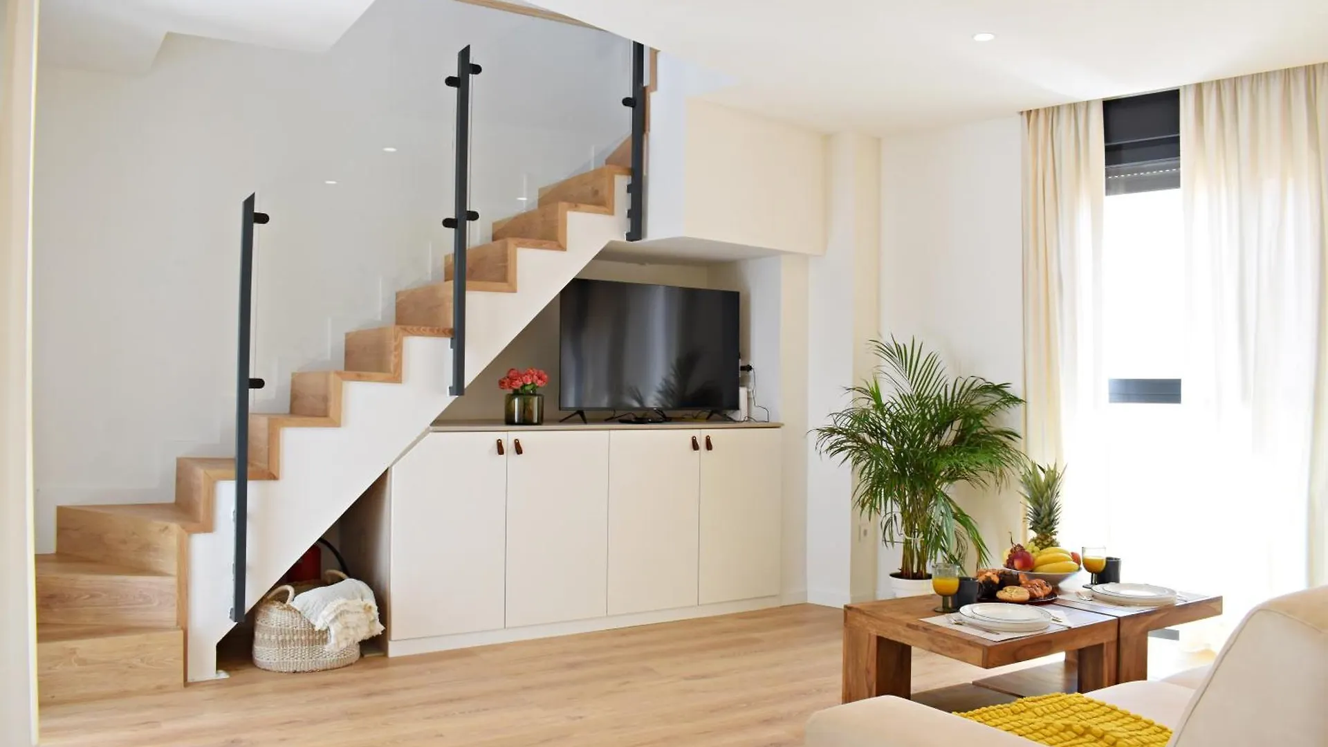 Bright Duplex In Malaga Centre Apartment