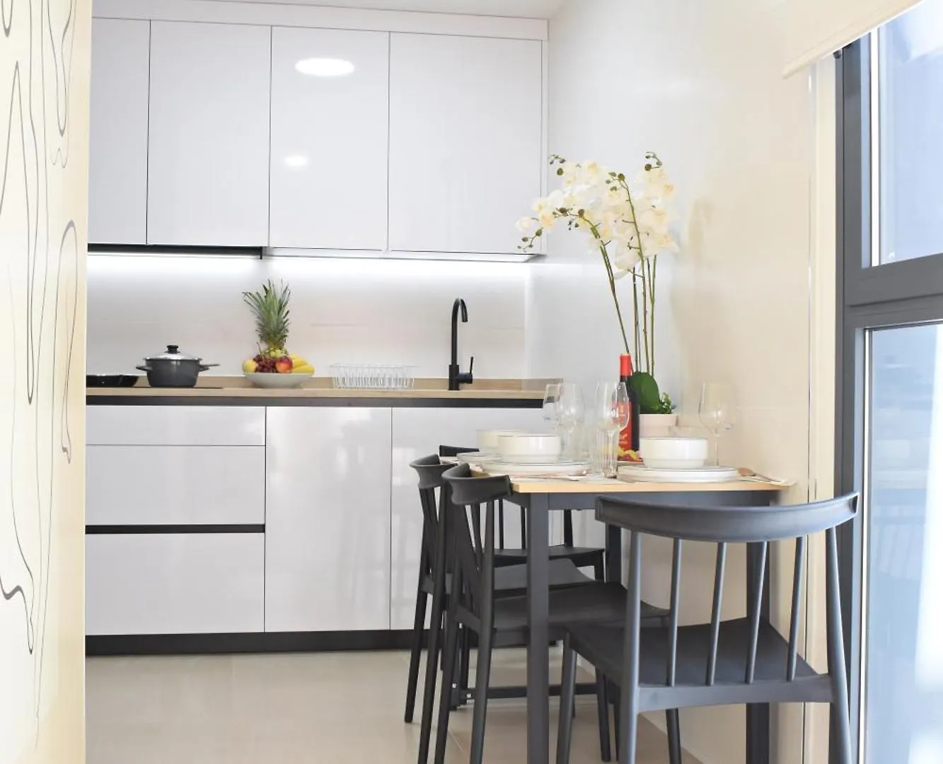 Bright Duplex In Malaga Centre Apartment