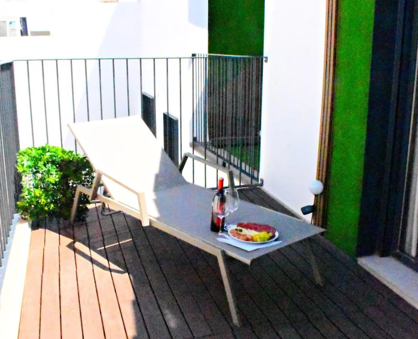 Apartment Ferienwohnung Bright Duplex In Malaga Centre